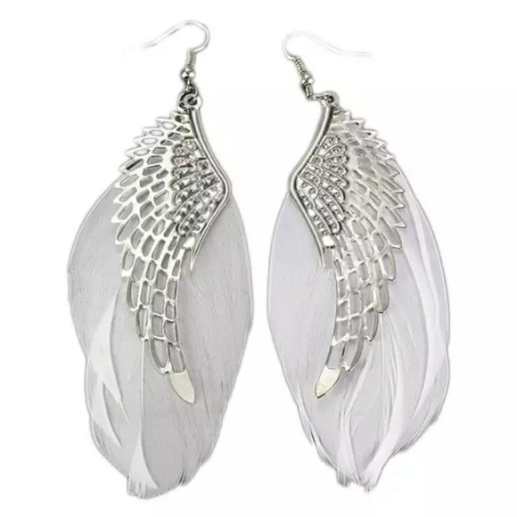 Jewelry - 🦋NEW! Angel Wing/White Feather Earrings